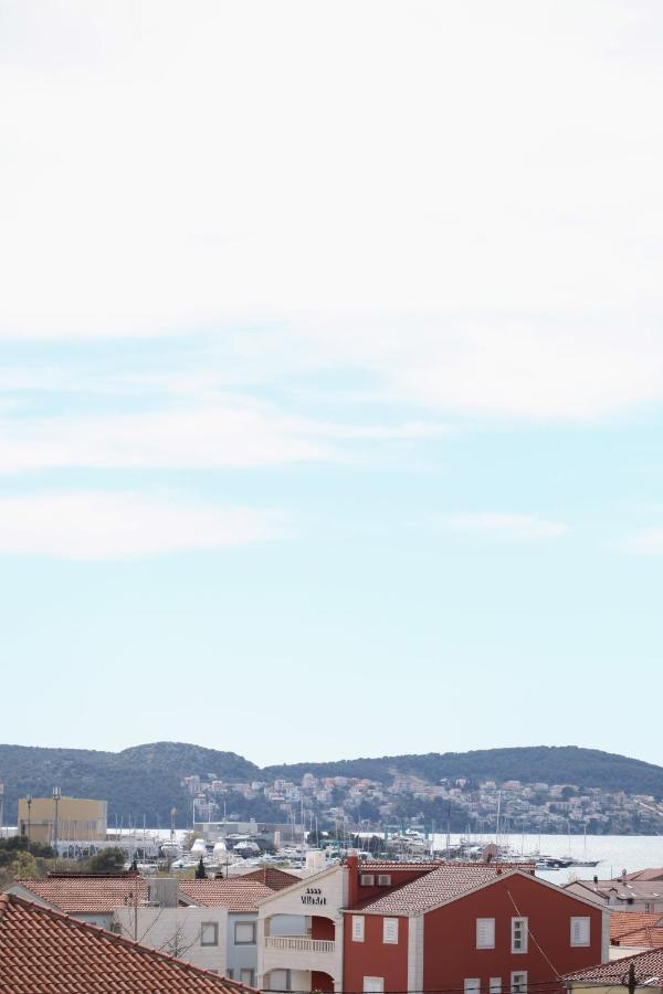 Apartments One Τρογκίρ Εξωτερικό φωτογραφία