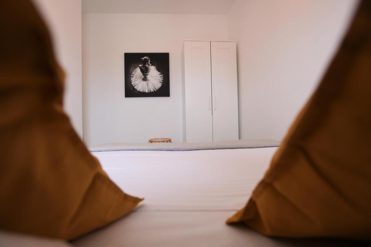 Apartments One Τρογκίρ Εξωτερικό φωτογραφία
