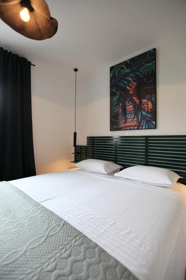 Apartments One Τρογκίρ Εξωτερικό φωτογραφία