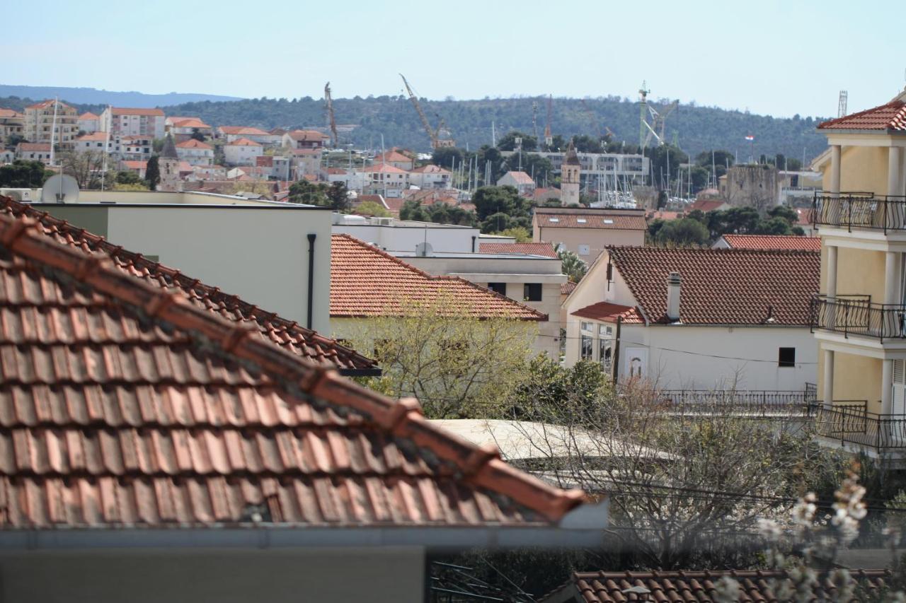 Apartments One Τρογκίρ Εξωτερικό φωτογραφία